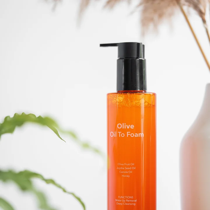 Olive Oil-to-Foam Cleanser